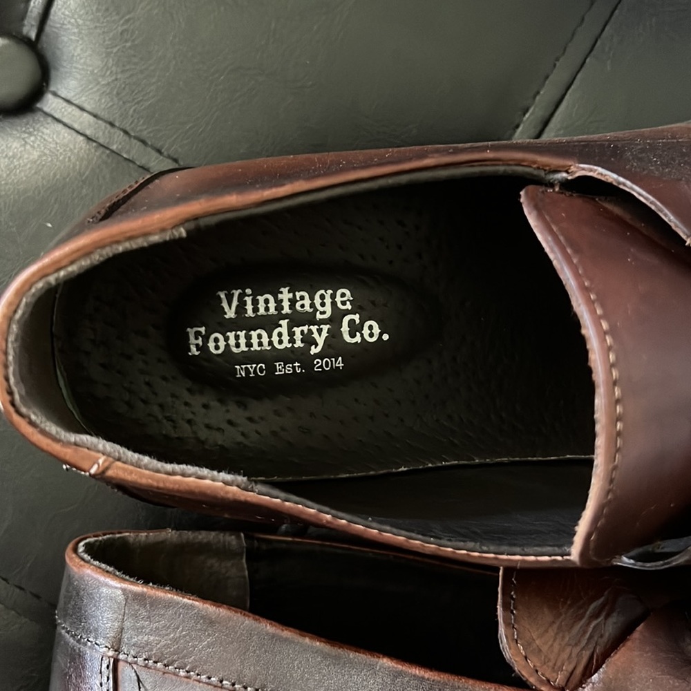 Man’s dress shoes - Picture 3 of 4
